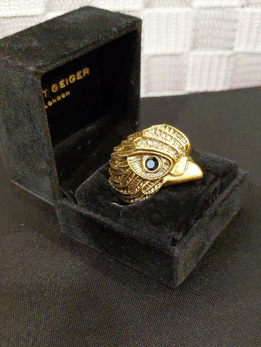 KURT GEIGER LONDON EAGLE RING SIZE 9